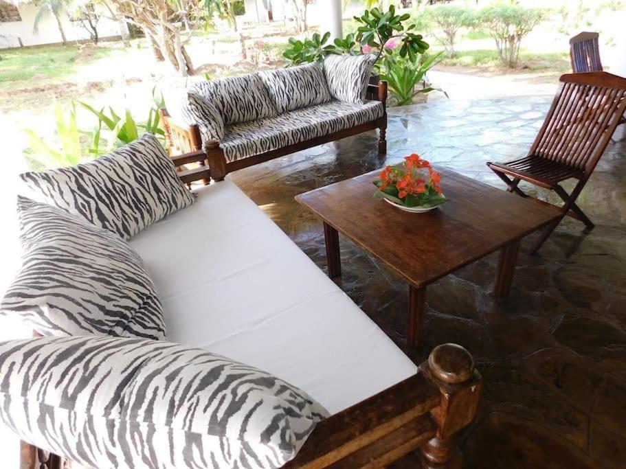 Holiday Home In Malindi Mambrui Exterior photo